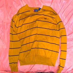 Yellow Chaps sweater v neck